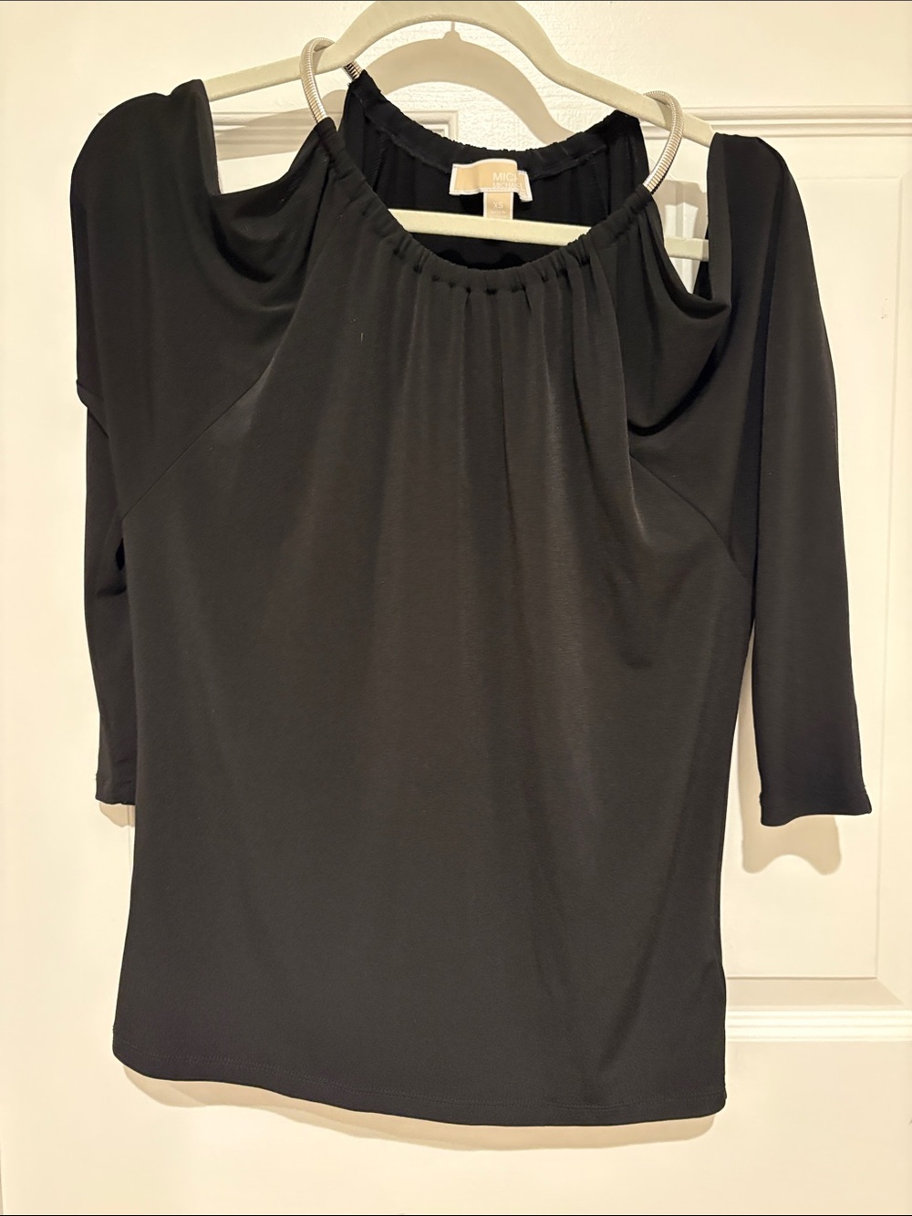 MICHAEL Michael Kors Black Off-Shoulder Long Sleeve Top